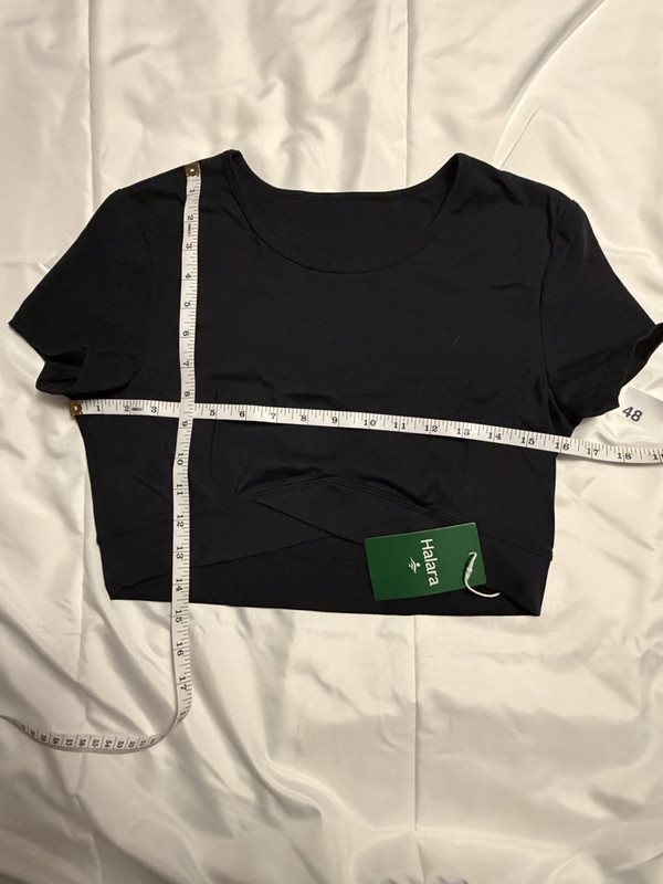 Halara Women's Black Solid Athletic cropped Shirt Stretch Nylon/Elastane