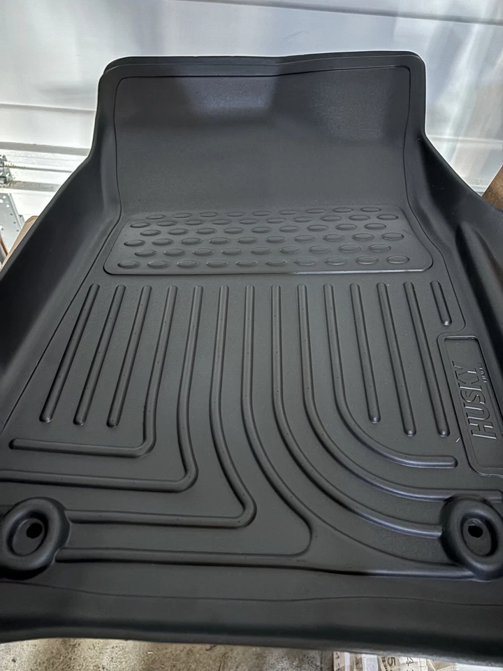 Husky Liners 98611 Weatherbeater Black Floor Liners Mats for Infiniti Nissan - Imagem 3 de 4