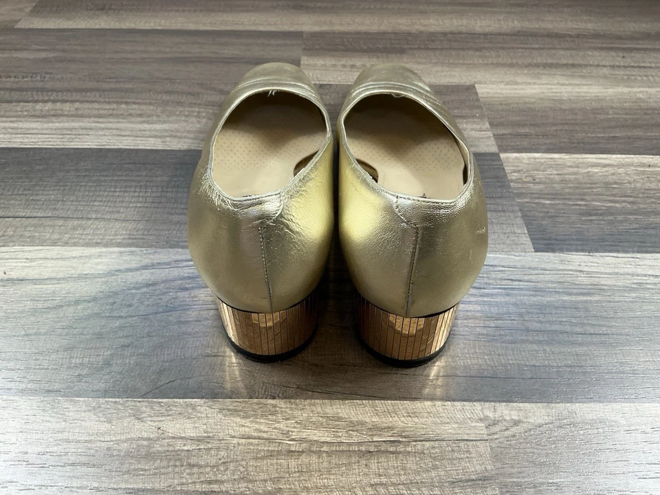 Zapatos de salón de cuero italianos Sesto Meucci vintage años 90 raros para mujer tacón espejo dorado talla 8M Foto 4 de 4