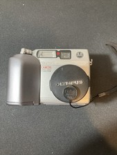 Olympus C-4000 Zoom Digital Camera - TESTED