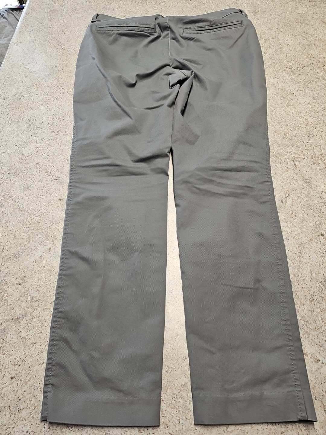 Old Navy Women's Solid Gray Khaki Pixie Capris Si… - image 10