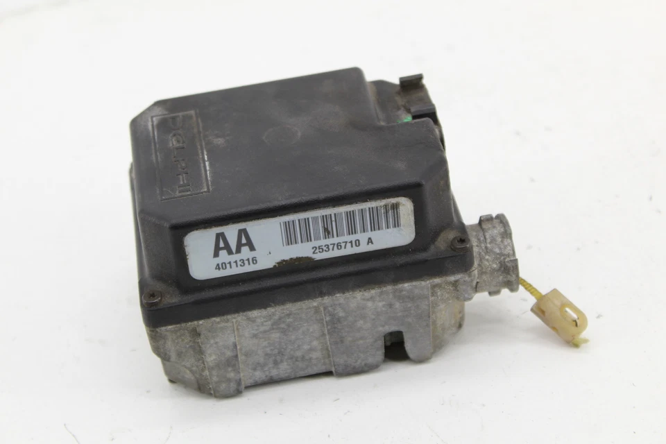 12-17 Victory Vegas Cruise Control Valve Actuator Module - Изображение 3 из 4