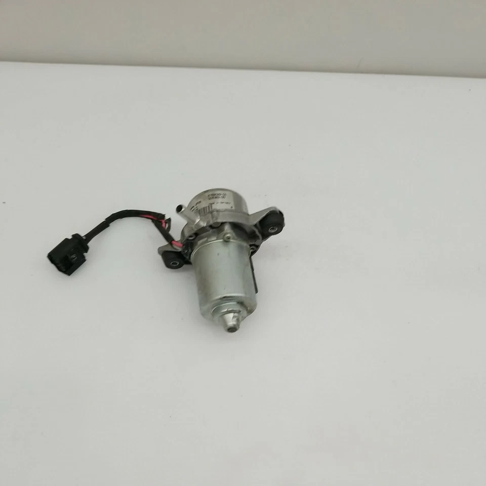 2006 - 2010 Bmw M5 E60 E63 E64 Vacuum Pump 6769029 Oem 06 07 08 09 10 - Image 2 of 4