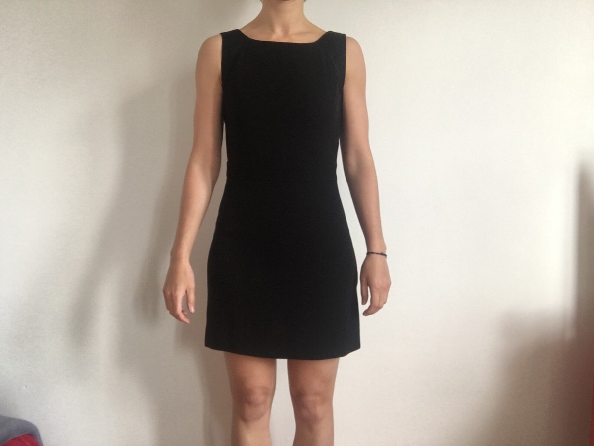 Robe fluide sans manche courte noire Maje dos nu
