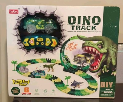 LaMeto Dinosaurs Tracks with 2.4 GHz Lights & Sound Remote Control Car