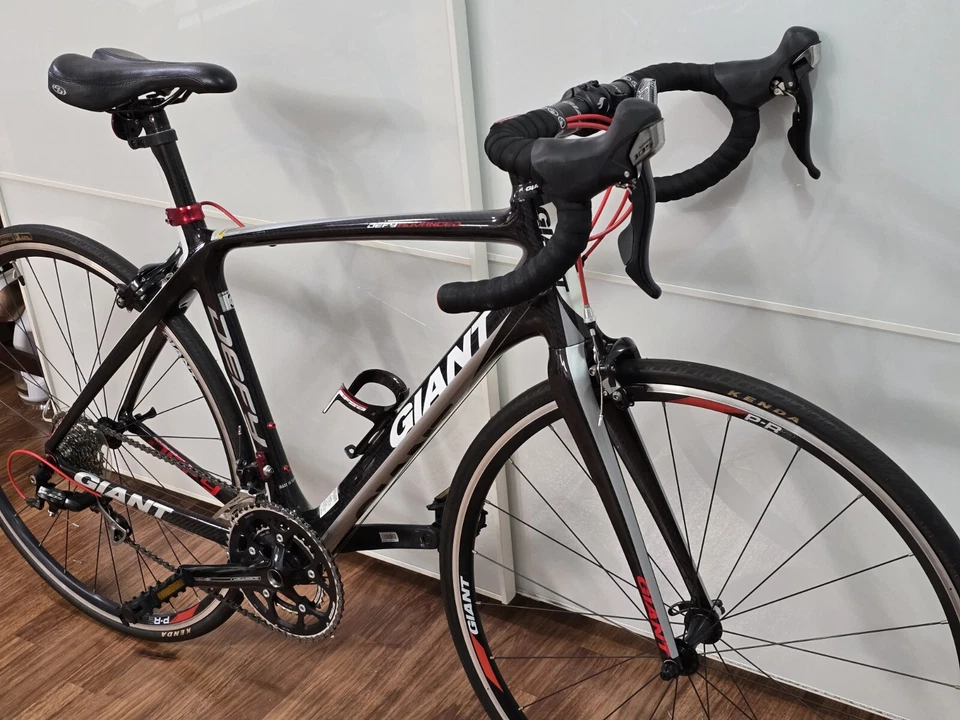 Giant Defy Advanced Vollcarbon Rennrad Größe Medium 5'7"- 5'11" Rennrad - Bild 4 von 4