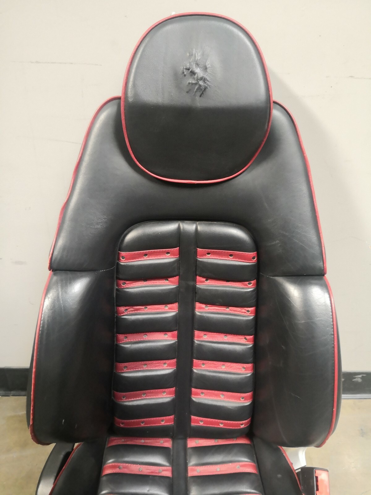 Ferrari 360 RH, Right Front Seat, Daytona, Power, Black/Red Stitching, Used