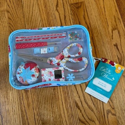 Pioneer Woman 9 Piece SWEET ROSE FLORAL Sewing Kit  Scissors Needles Tote