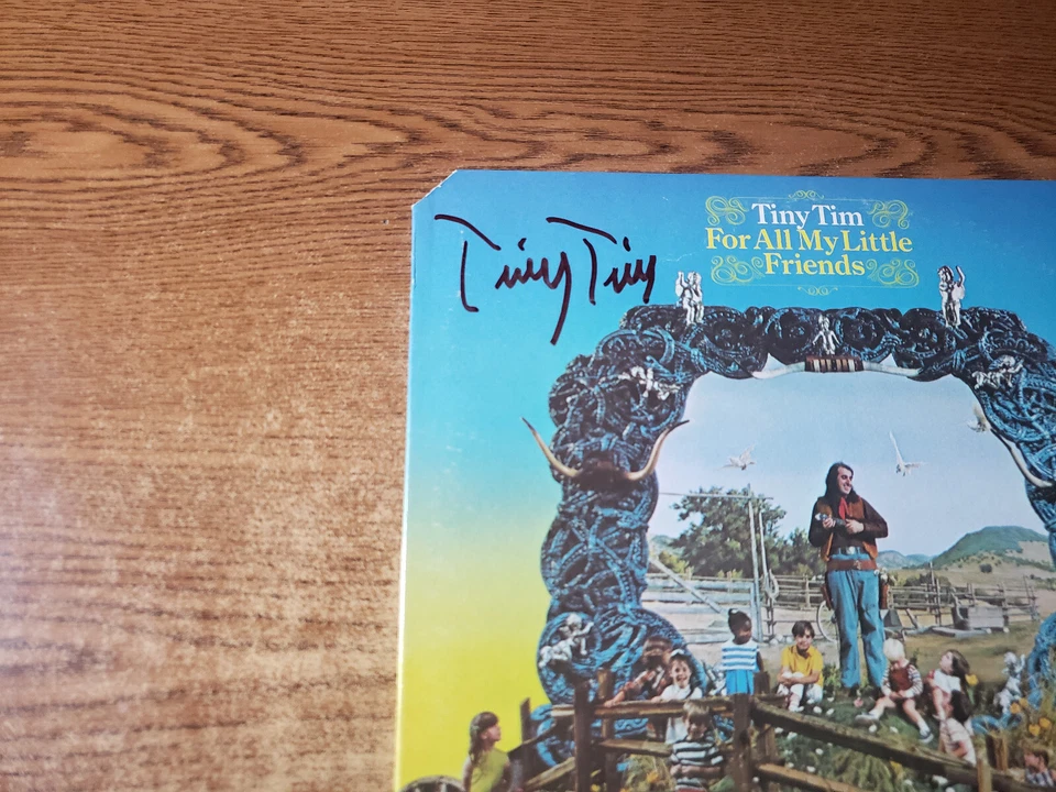 HAND AUTOGRAPHED 1960s MINT-EXC Tiny Tim – For All My Little Friends 6351 LP33 - Image 2 of 4