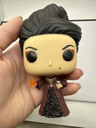Funko Pop! OOB 382 Once Upon A Time REGINA MILLS with Fireball, Loose, 2016