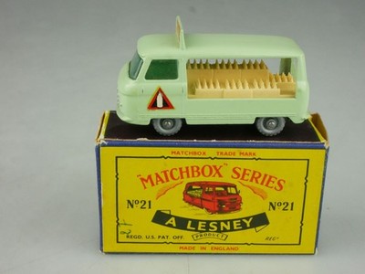 21c Commer Bottle Float - 32458 Matchbox Regular Wheels