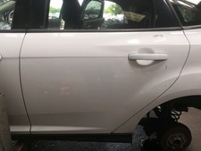 Porte arrière et accessoires Ford FOCUS