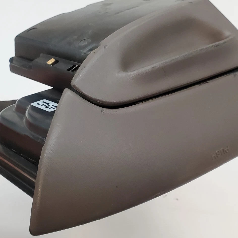 Portavasos Ford F150 1997-2003 con bandeja de cenizas tablero delantero extraíble marrón Foto 3 de 4