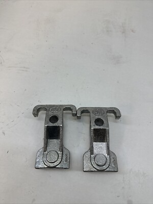 (QTY 2) CHANCE Utility Guy-Hook Attachment with Integral Lag Spur 5/8''