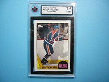 1987/88 TOPPS NHL HOCKEY CARD #7 ESA TIKKANEN ROOKIE KSA 7.5 NM+ SHARP+ 87/88