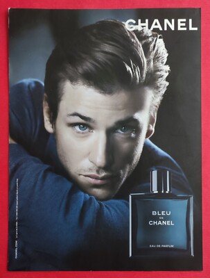 Werbung: Herren Parfum BLAU von CHANEL by Gaspard ULLIEL - Revue MOULIN ROUGE