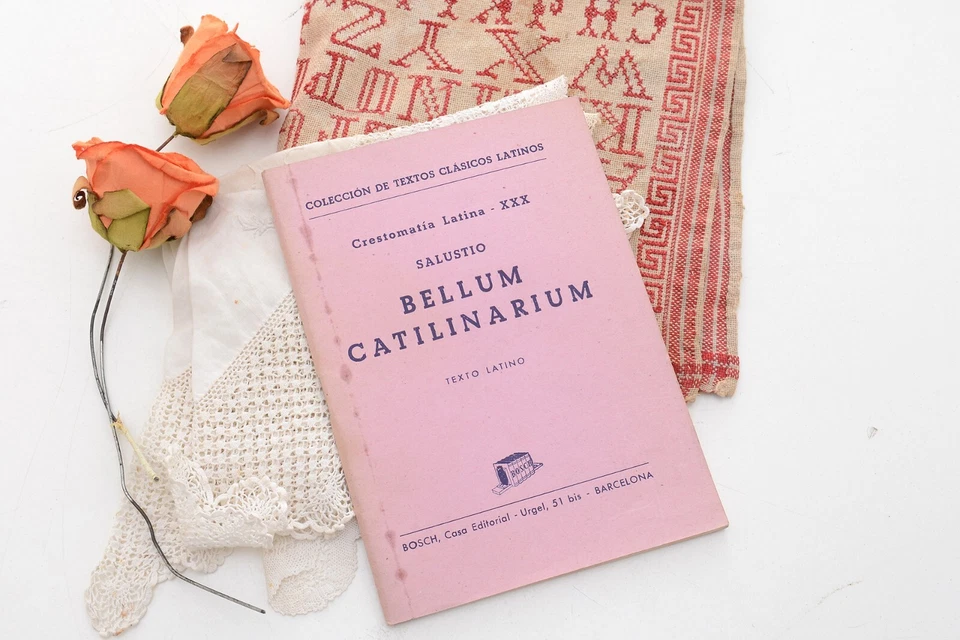 Librito vintage en latín Salustio, Bellum catilinarium. Crestomatía latina. Text - Imagen 2 de 4