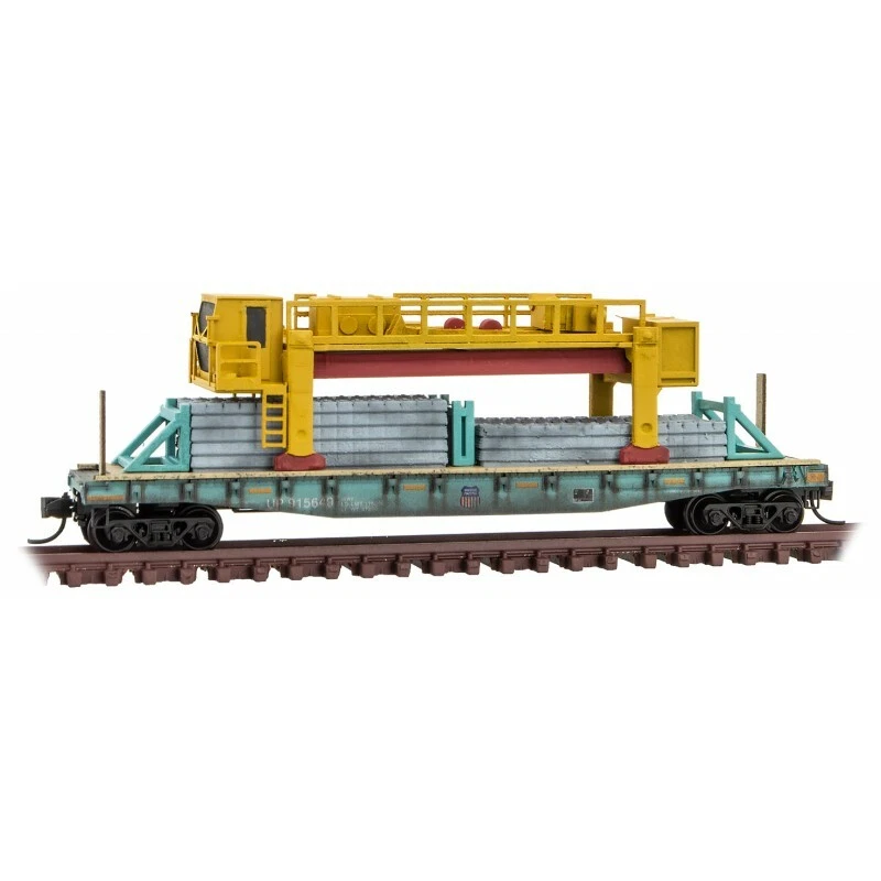 MICRO TRAINS 993 02 170 *U.P.* 5 CONCRETE TIE FLATCARS w/LOADER/TIE  KIT (5 PK)  - Image 2 of 4