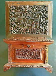 👍 19TH CENTURY LARGE CHINA CHINESE CANTON CARVED BOX WITH WORKING KEY 古董盒