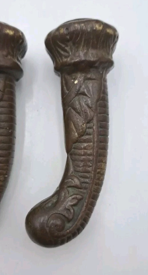 Lote de 3 herrajes de bronce patas de mesa muebles pies de latón antiguos/vintage Foto 4 de 4