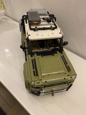 LEGO Technic #42110 Land Rover Defender