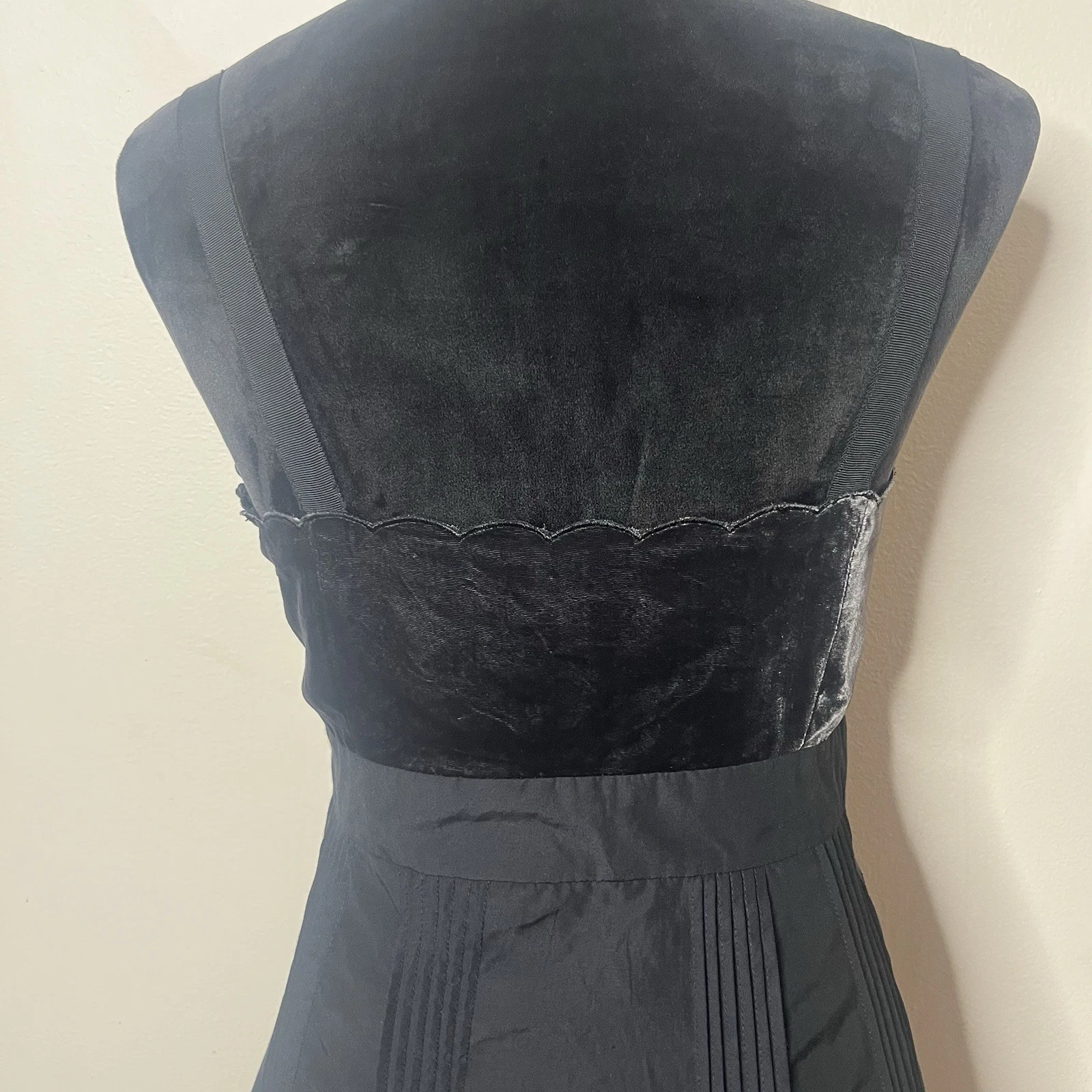 Abito al ginocchio Moulinette Soeurs Vetements nero seta cotone scollo a V velluto A~Linea 6