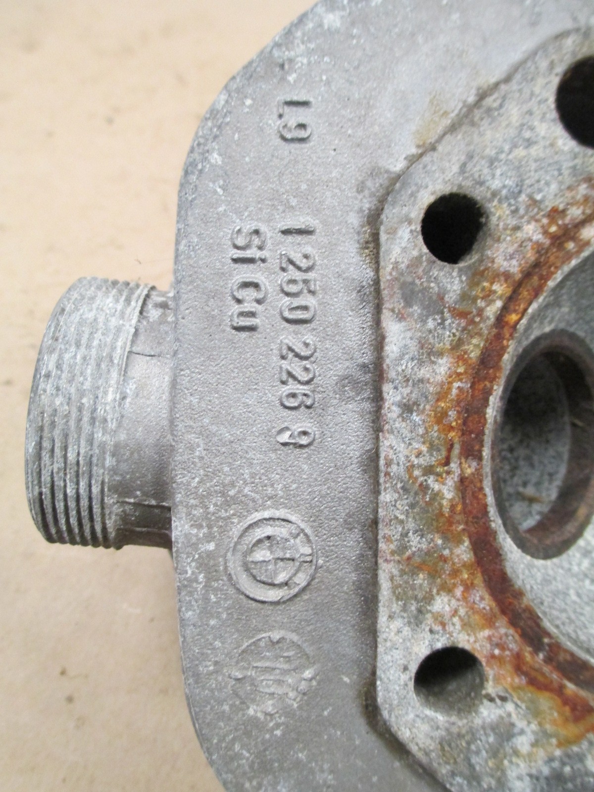 BMW R75/5 airhead Engine cylinder heads