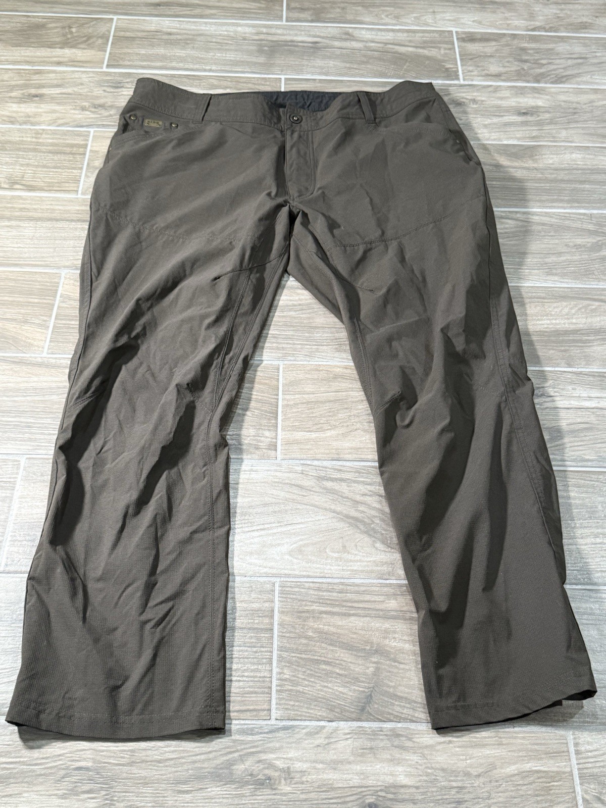 Kuhl Silencr Mens 40x30 Brown Ripstop Hiking Pants with Stretch