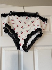 NWT Torrid Plus Size 5X WHITE CHERRY LACE COTTON CHEEKY PANTY