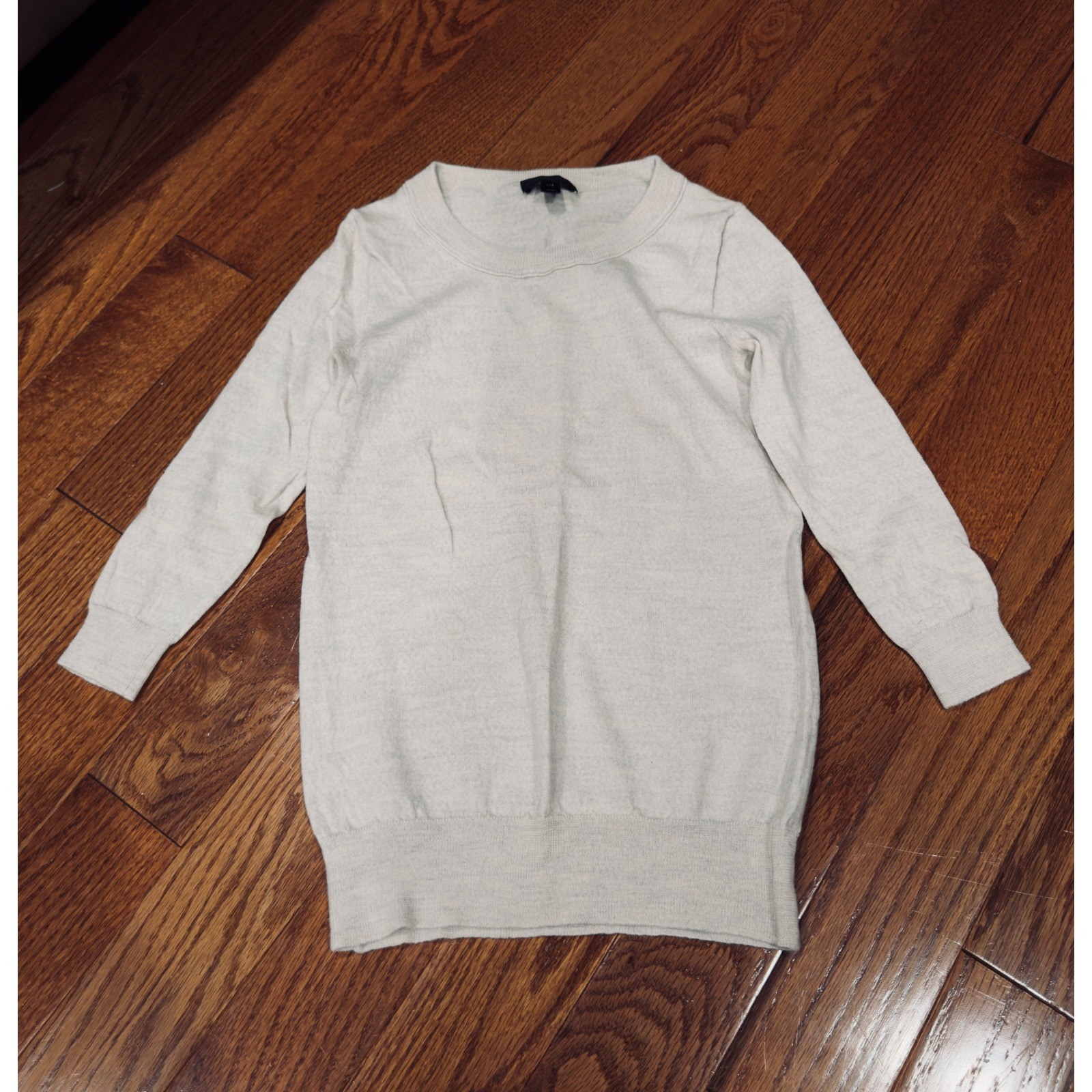 J. Crew Womens Sweater XXS Beige 100% Merino Wool Minimalist Base Layer Staple