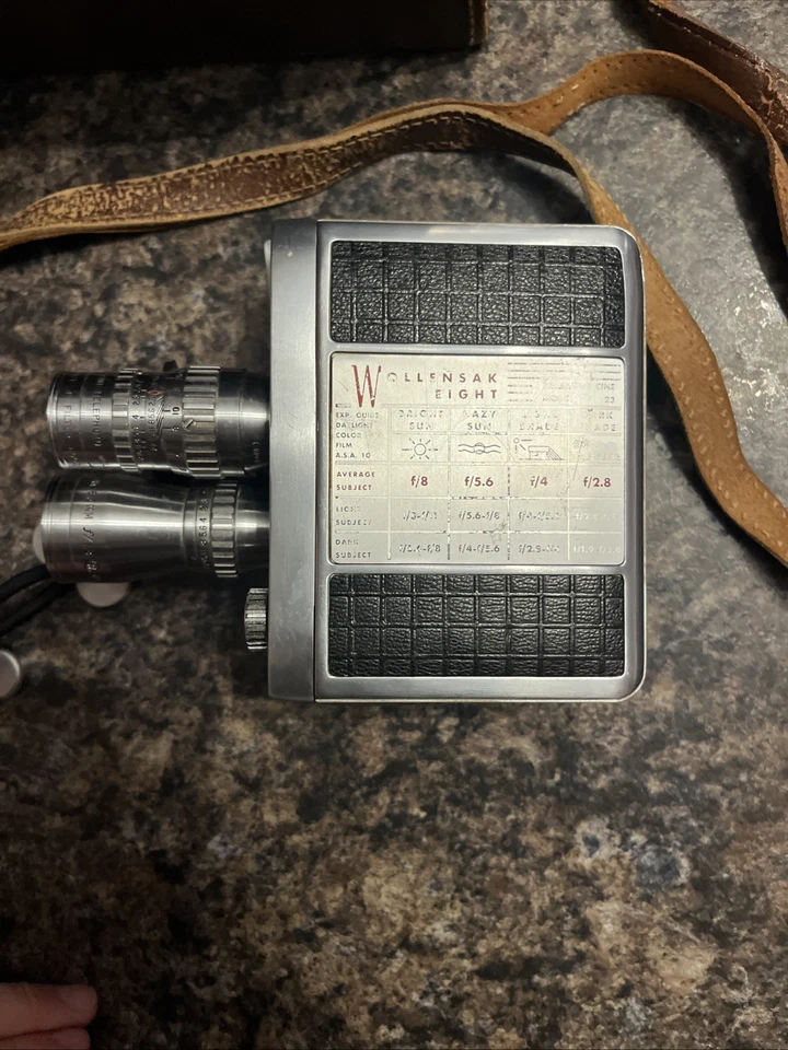 Винтажная пленочная камера Wollensak Eight модель 23 с тремя вращающимися объективами 8 мм - Изображение 2 из 4
