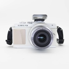 Olympus PEN E-PL7 / M.ZUIKO DIGITAL 14-42mm F3.5-5.6 Lens Kit AA6693