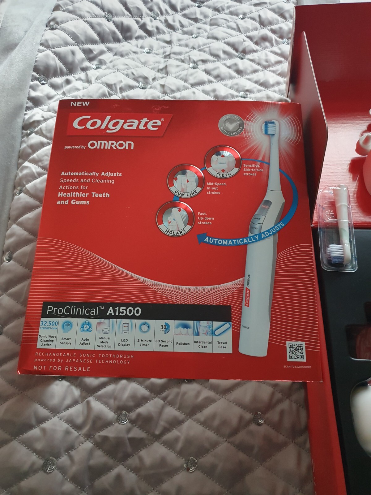 Colgate ProClinical Omron A1500 Toothbrush heads x 3 ,charger, travel