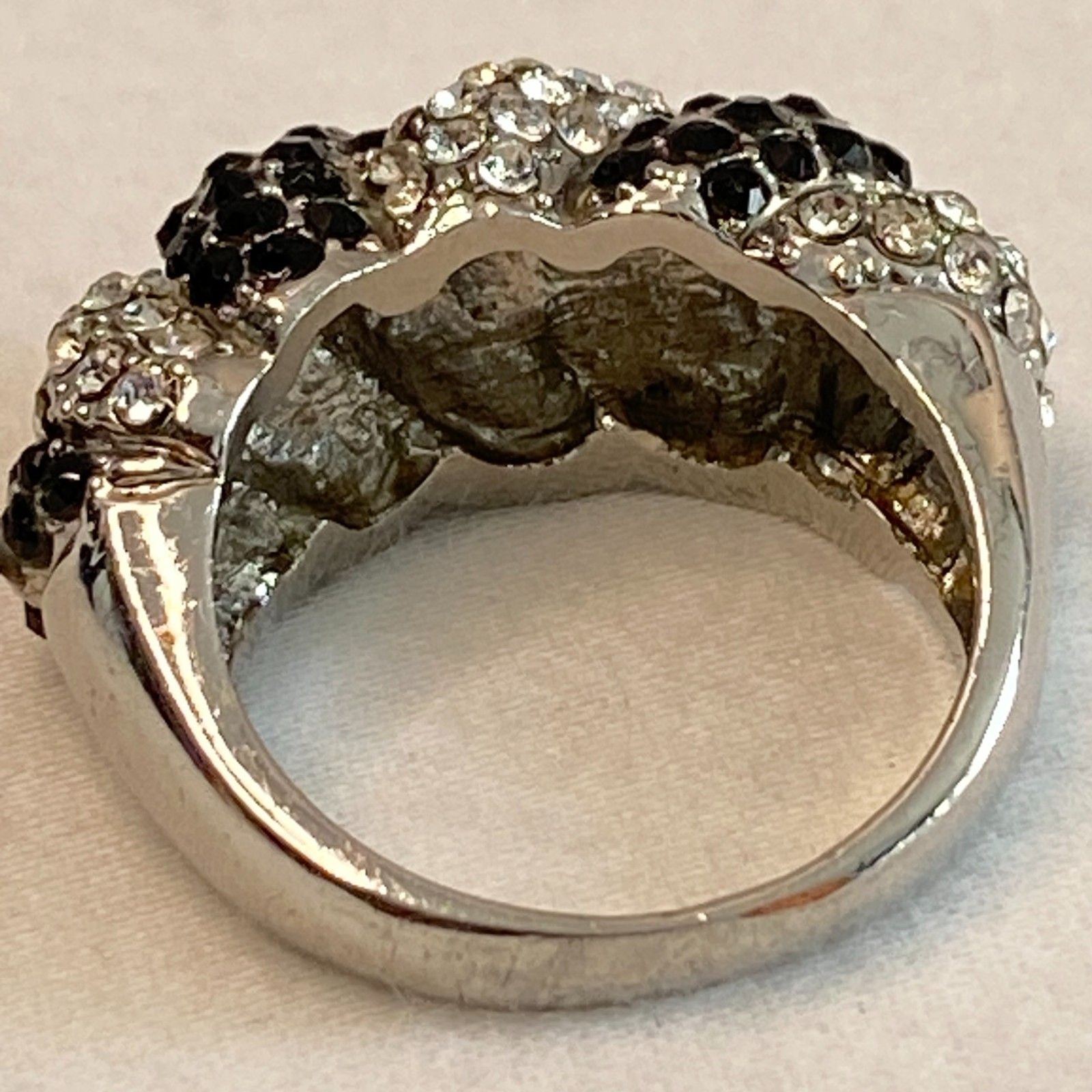 Black Clear Pave' Statement Ring Diagonal Scallop… - image 6