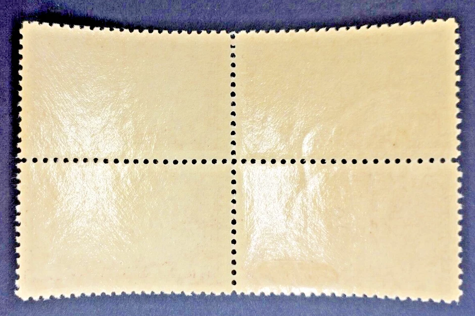 US stamps 1927 Victory at Saratoga Sc#644 block of 4 MVLH OG VF - Image 3 of 4