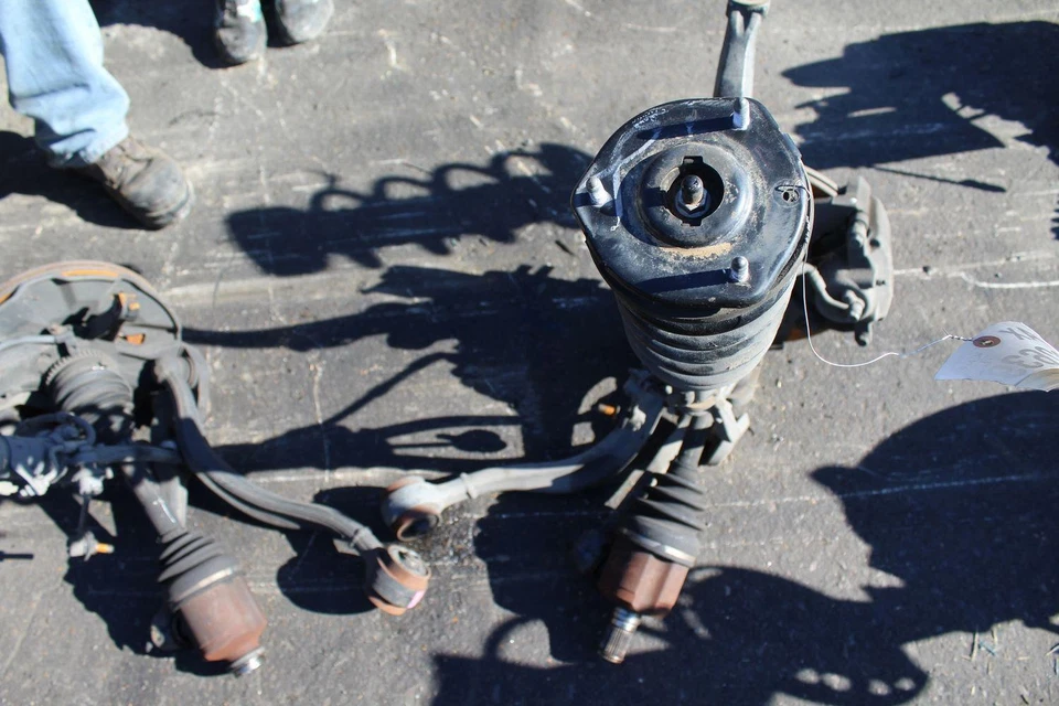 Montaje de rodilla izquierda LINCOLN MKZ 07 08 09 Foto 2 de 3