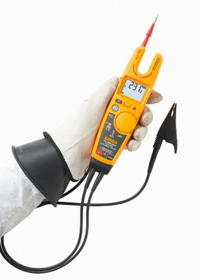 Fluke T6-1000 PRO Multimeter 1000V TRMS digital mit Holster