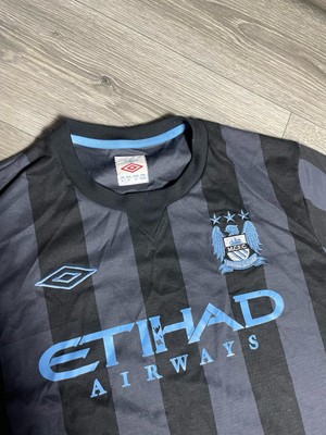 UMBRO　2012〜13 マンチェスターシティ　シルバ　長袖　日本L相当 UMBRO 2012〜13 マンチェスターシティ シルバ 長袖 日本L相当 umbro