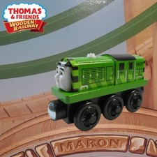 toys r us thomas wooden railway