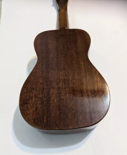 Vintage Regal Ukulele -Chicago Exellent w/ bag