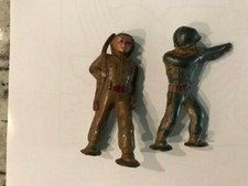 VINTAGE WORLD WAR II METAL ARMY SOLDIERS RARE 3" TALL GOOD CONDITION