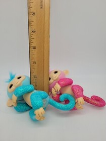 Fingerlings Glitter Monkey Pink Rose & Blue Quincy lot