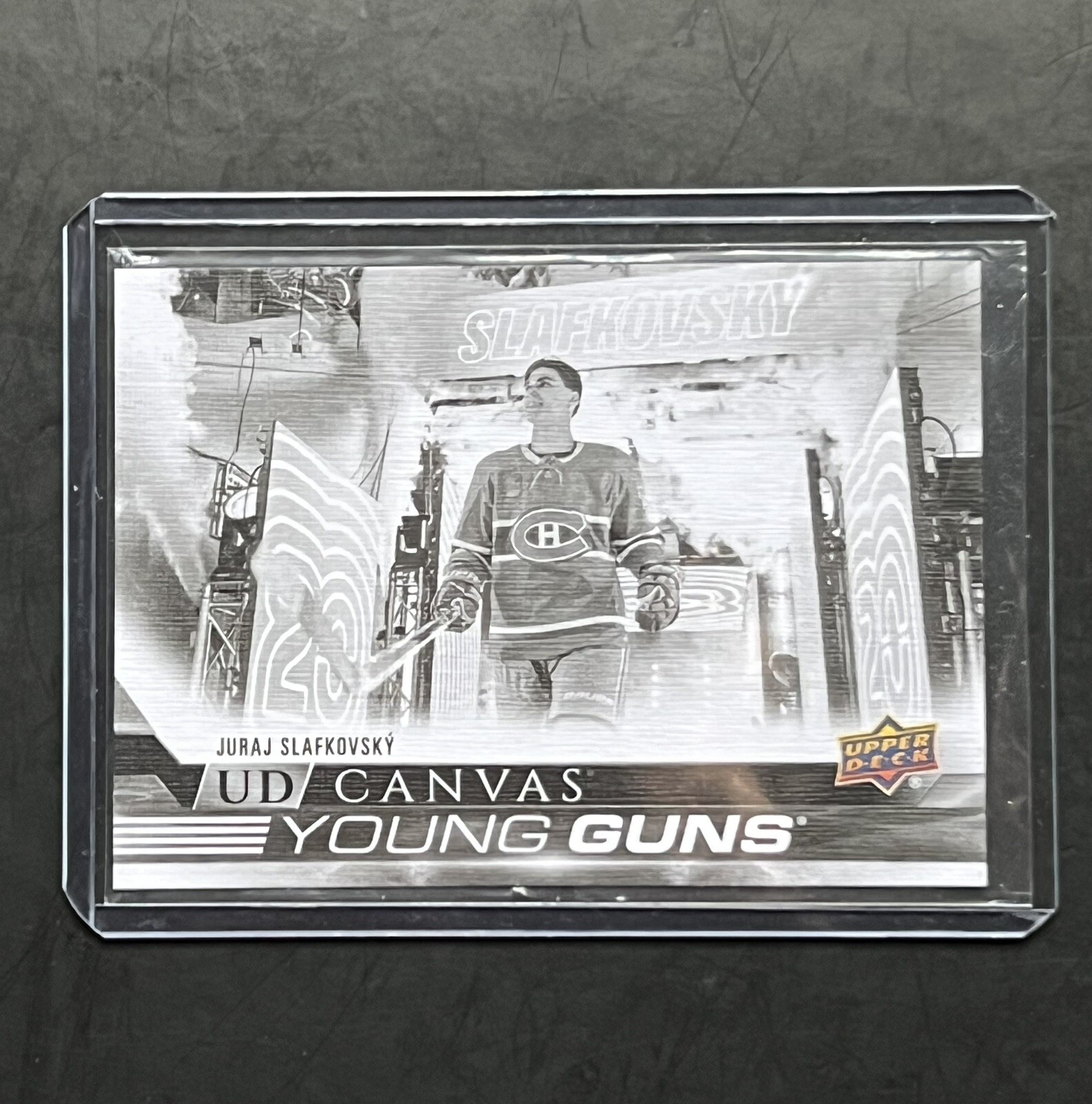Juraj Slafkovsky Young Guns UD Canvas Black & White #C211 - 2022-23 Upper Deck