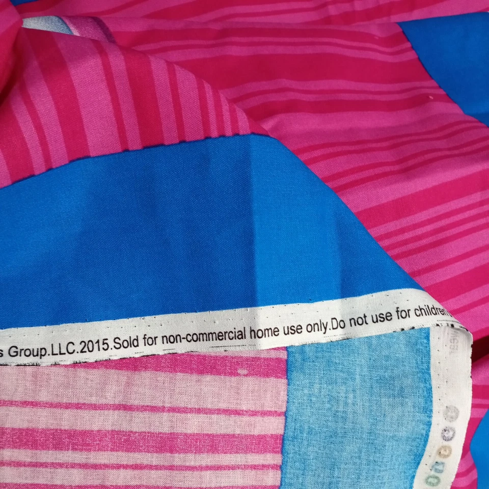 Shopkins 100% Algodón Tela 45" Vendido por Panel Brillante Niños Almohada Manta Cortina Foto 4 de 4