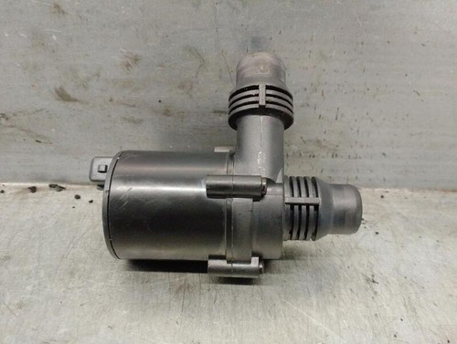 64114245221 5165549 dichtung wasserpumpe BMW X5 E70 3.0 TURBODIESEL 2006