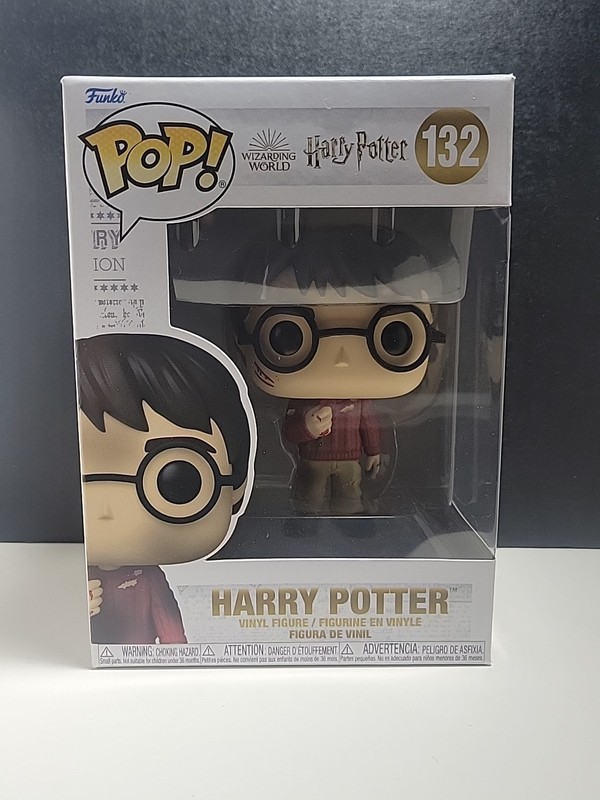 Funko Pop! Harry Potter - #132 Harry Potter (Holding The Sorcerer's Stone) (MIB)