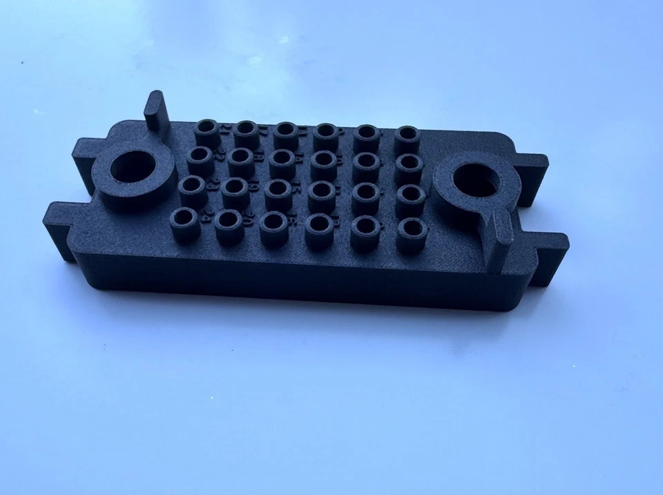 General Electric VB VB1 Secondary Disconnect Block 0209B4052G009 - Image 2 of 3