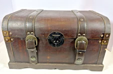 Vintage Style Trunk Wooden Chest MCD More Core Discovery Rustic Storage Decor