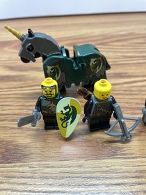 Lego Kingdoms Knights 7187 Green Dragon Horse Barding And 3 Mini figures