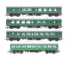 BACHMANN 'OO' GAUGE RAKE OF 4 SR/BR GREEN ASSORTED BULLEID/ SUBURBAN COACHES